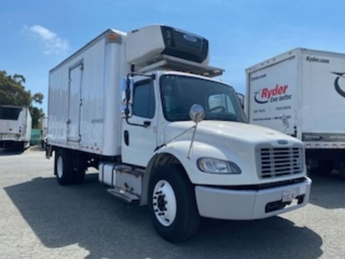 2017 Freightliner/Mercedes M2 106 674061