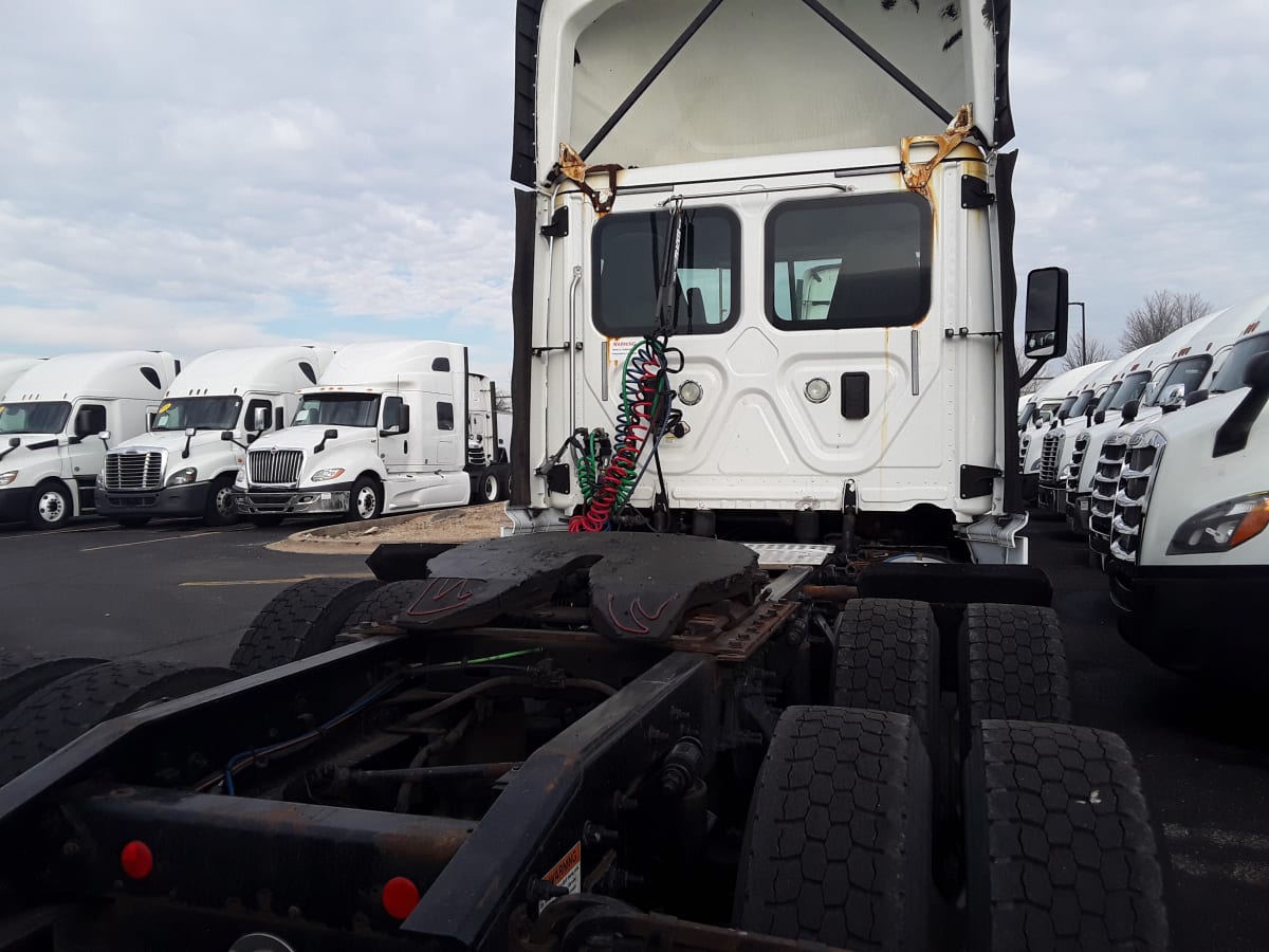 2017 Freightliner/Mercedes CASCADIA 125 674199