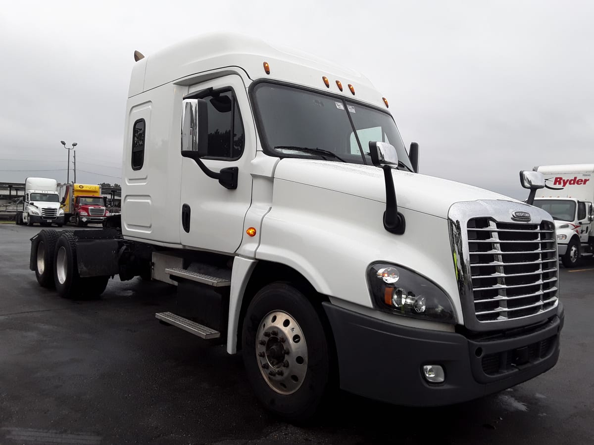 2017 Freightliner/Mercedes CASCADIA 125 674289