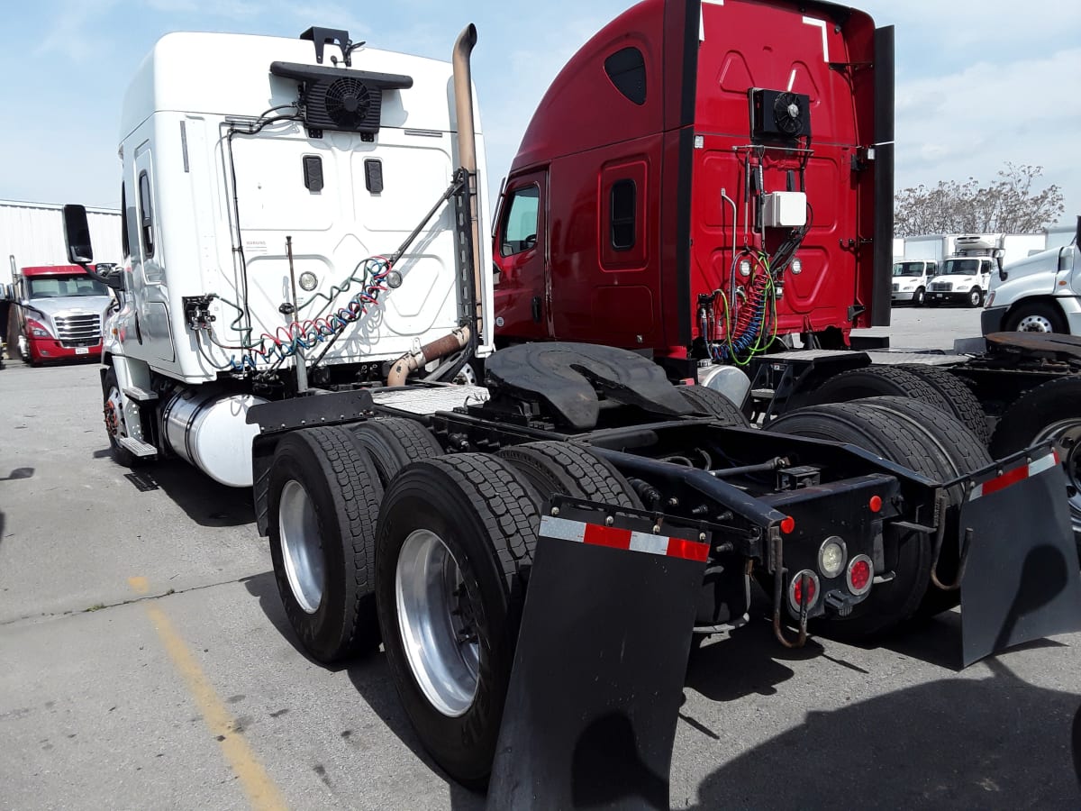 2017 Freightliner/Mercedes CASCADIA 125 674291