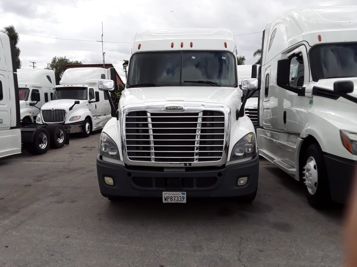 2017 Freightliner/Mercedes CASCADIA 125 674292