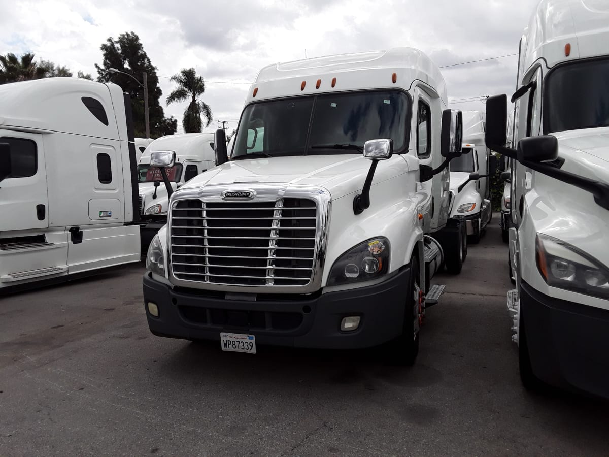 2017 Freightliner/Mercedes CASCADIA 125 674292