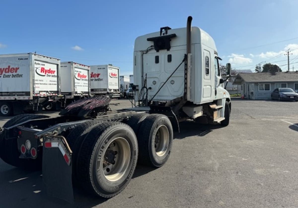 2017 Freightliner/Mercedes CASCADIA 125 674294