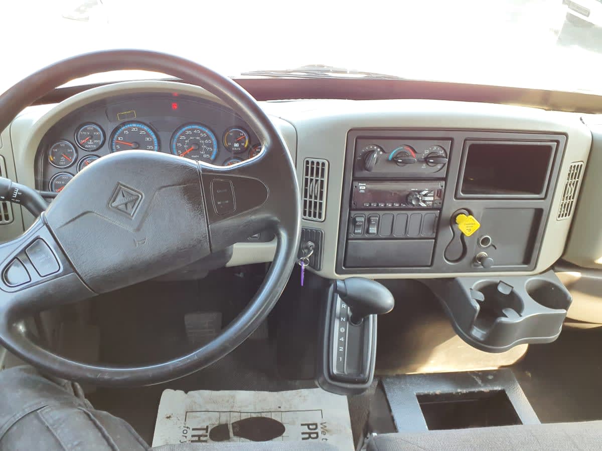 2017 Navistar International 4300 674344