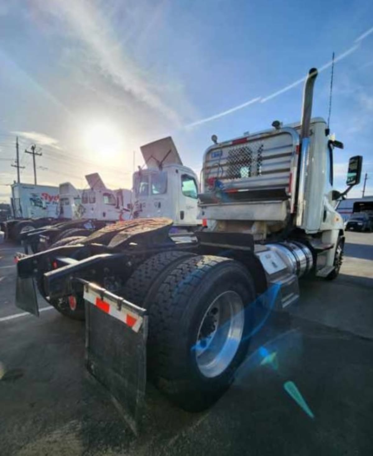 2017 Freightliner/Mercedes CASCADIA 125 674387