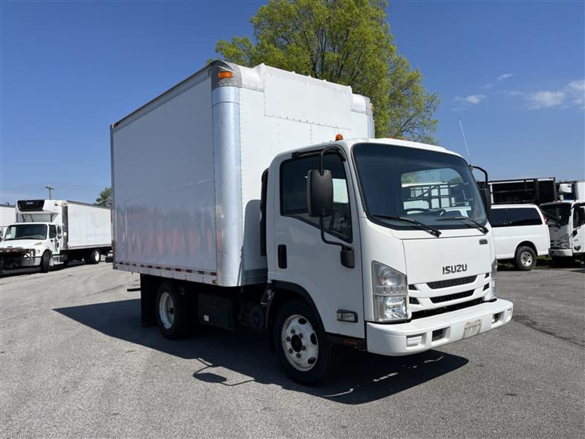 2017 Isuzu NPR 674488
