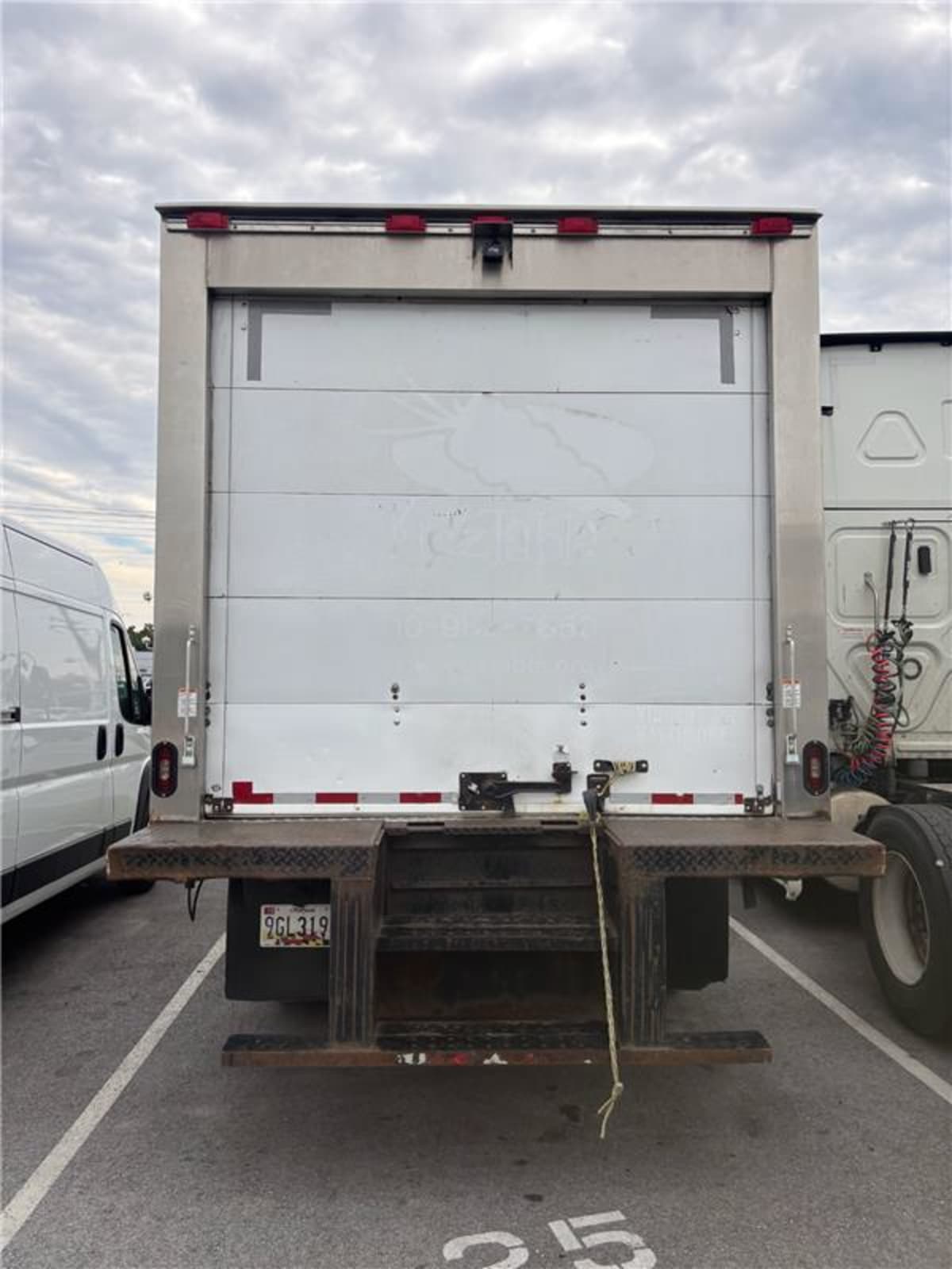 2017 Isuzu NPR 674495