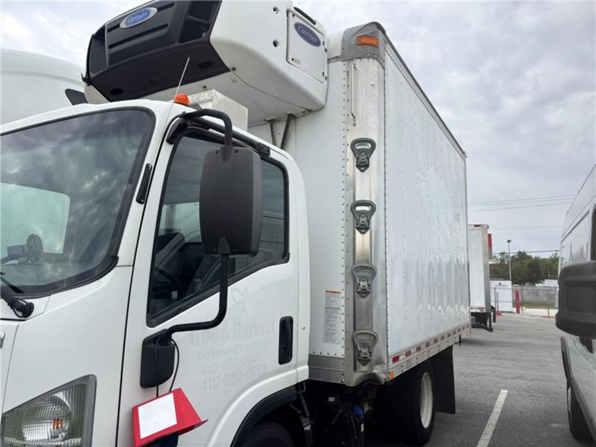 2017 Isuzu NPR 674495