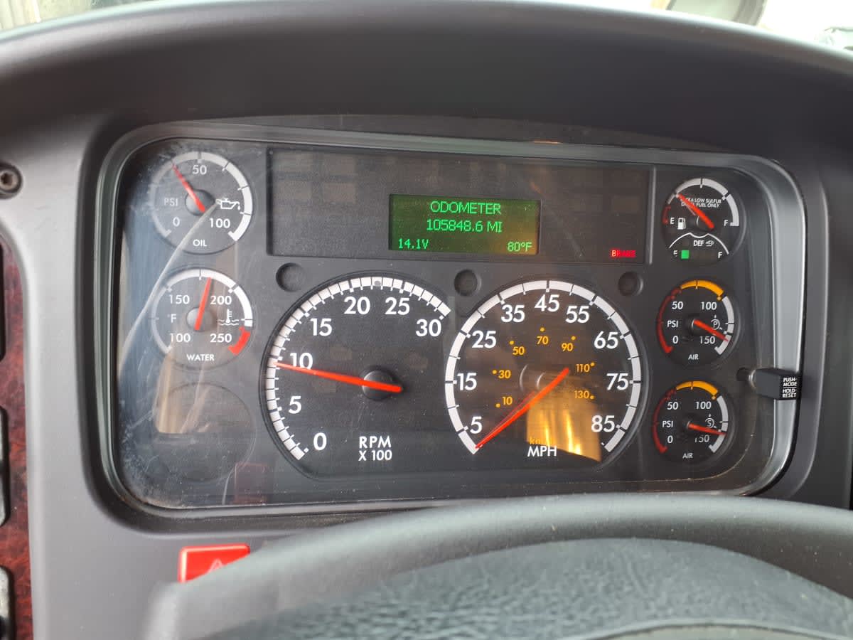 2017 Freightliner/Mercedes M2 106 674528