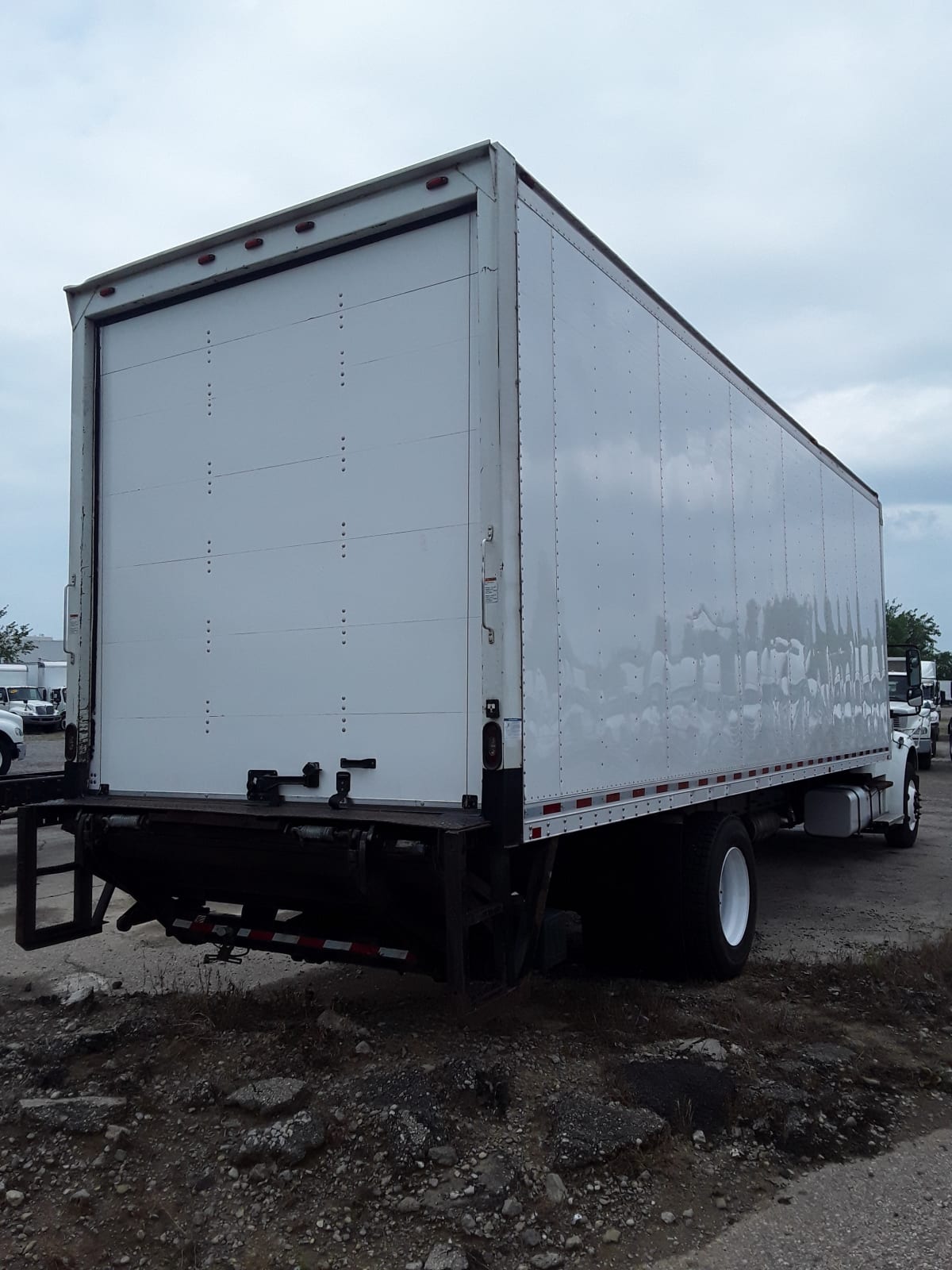 2017 Freightliner/Mercedes M2 106 674534