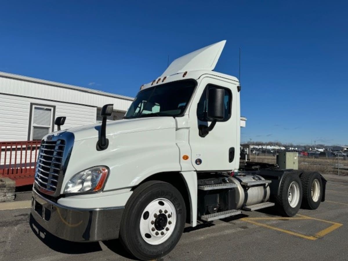 2017 Freightliner/Mercedes CASCADIA 125 674550