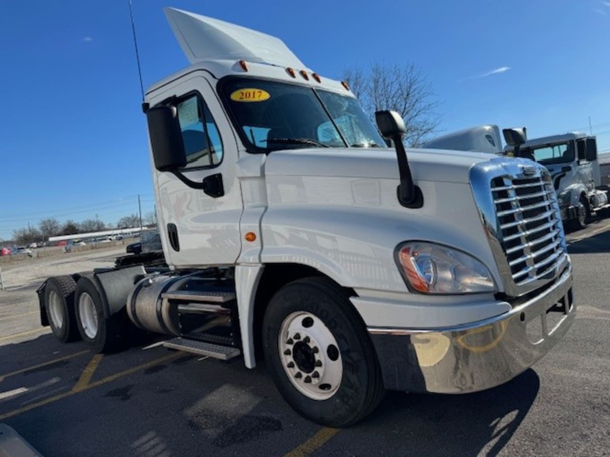 2017 Freightliner/Mercedes CASCADIA 125 674550