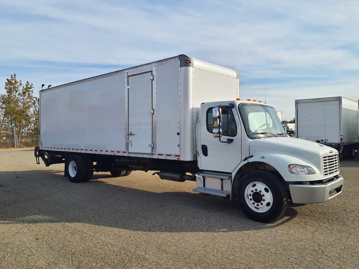2017 Freightliner/Mercedes M2 106 674596