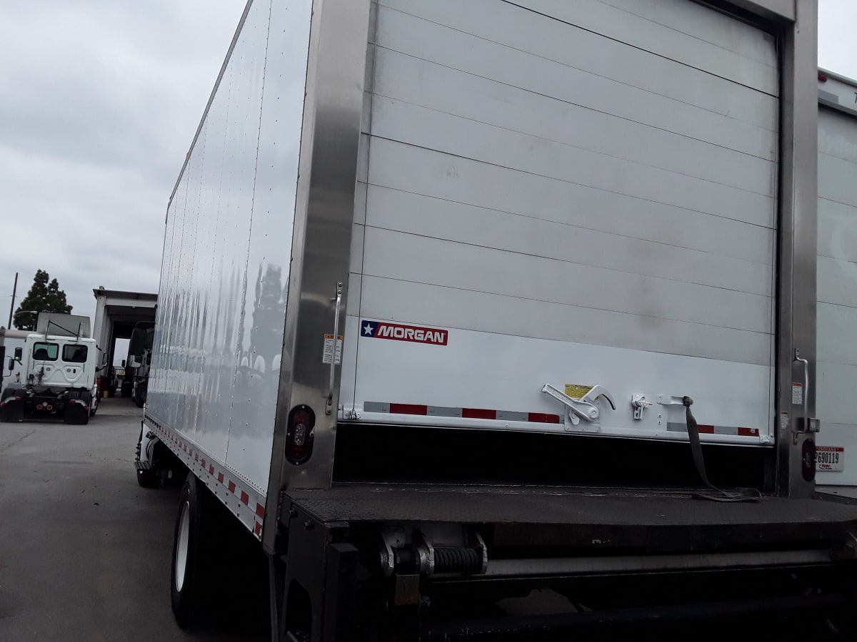 2017 Navistar International 4300 674709