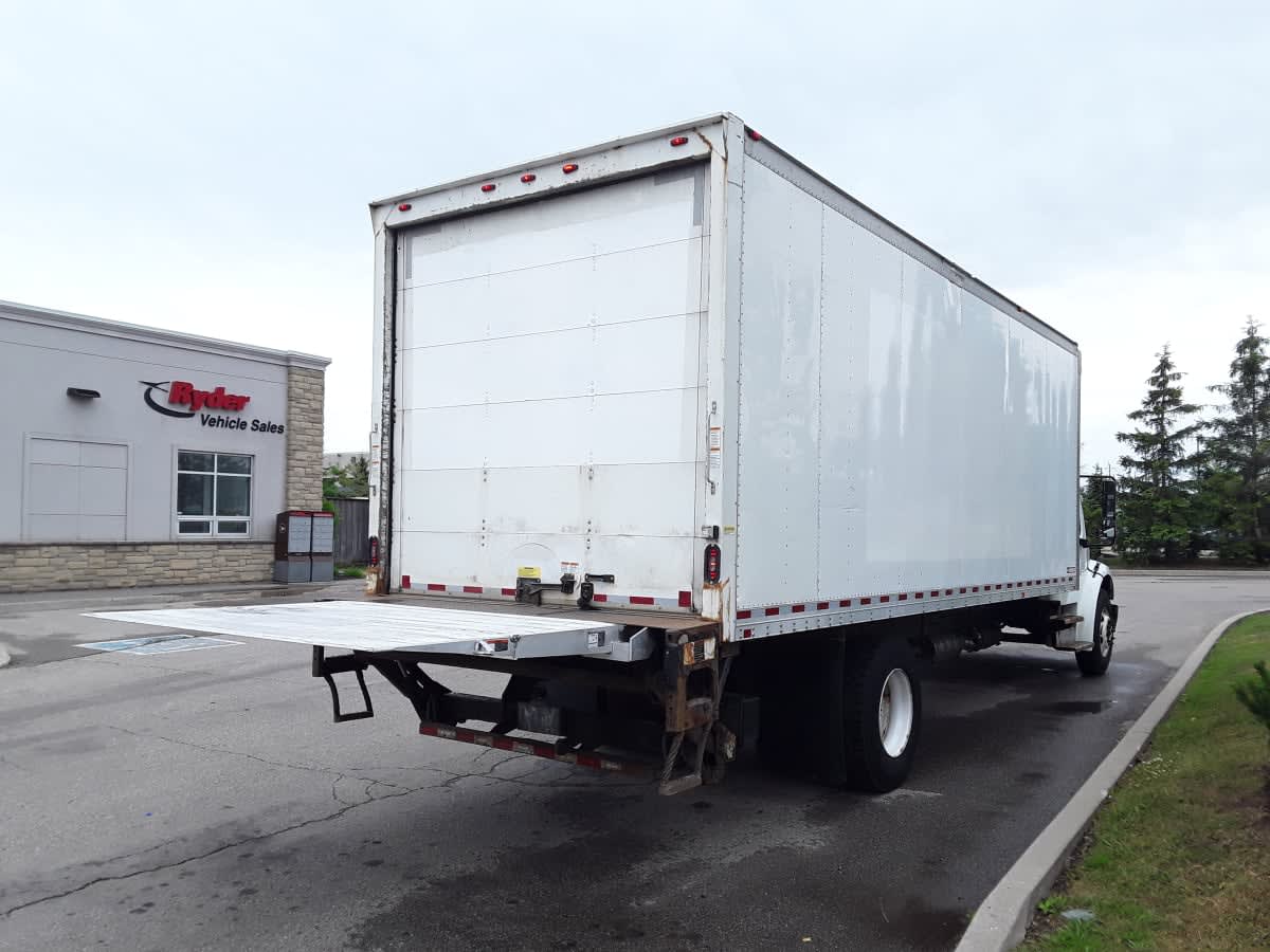 2017 Freightliner M2 106 674754