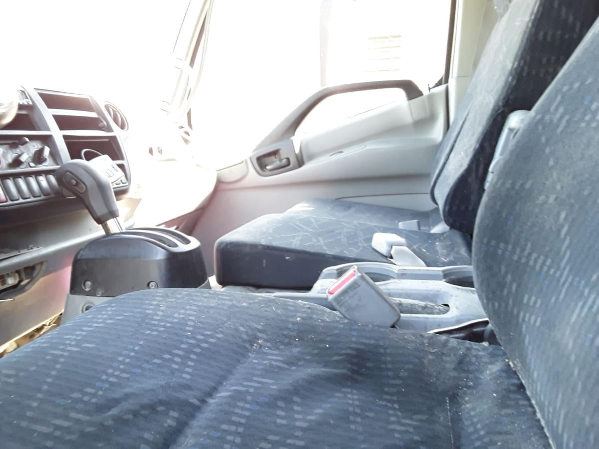 2017 Hino HINO 195 674755