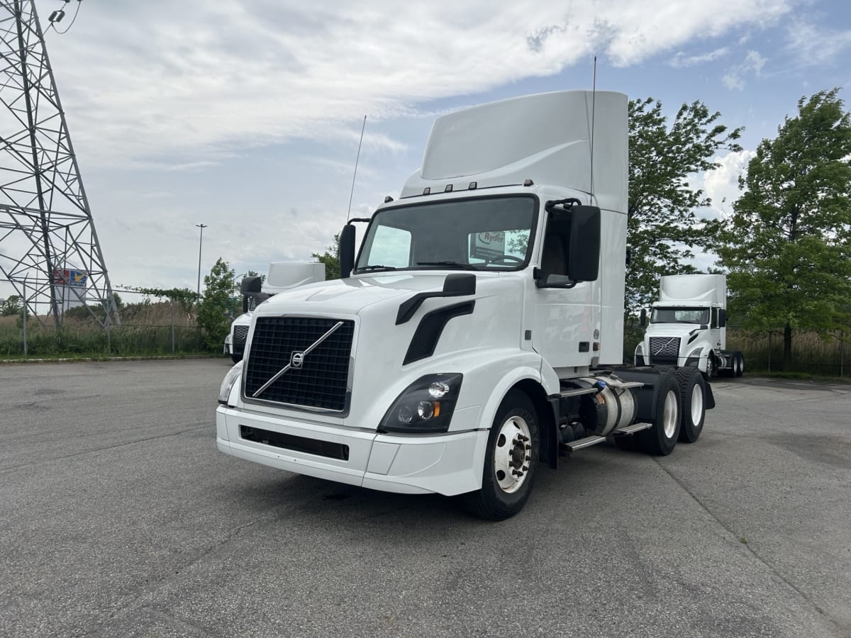 2017 Volvo VNL64TRACTOR 674779