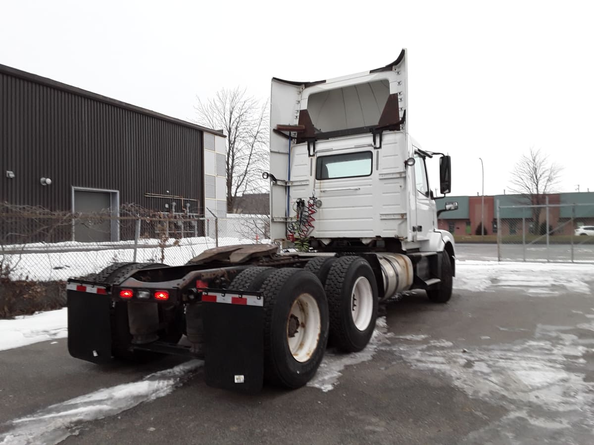 2017 Volvo VNL64TRACTOR 674805