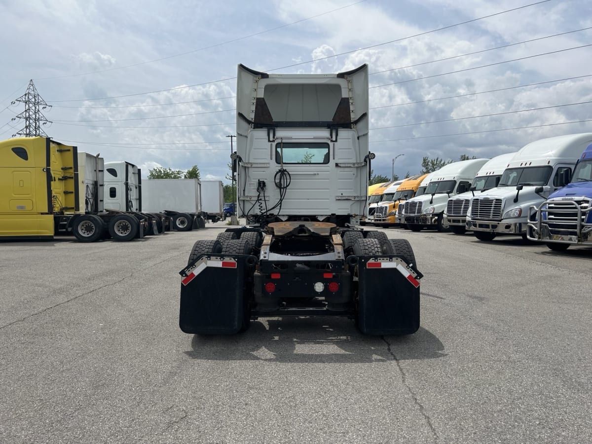 2017 Volvo VNL64TRACTOR 674806