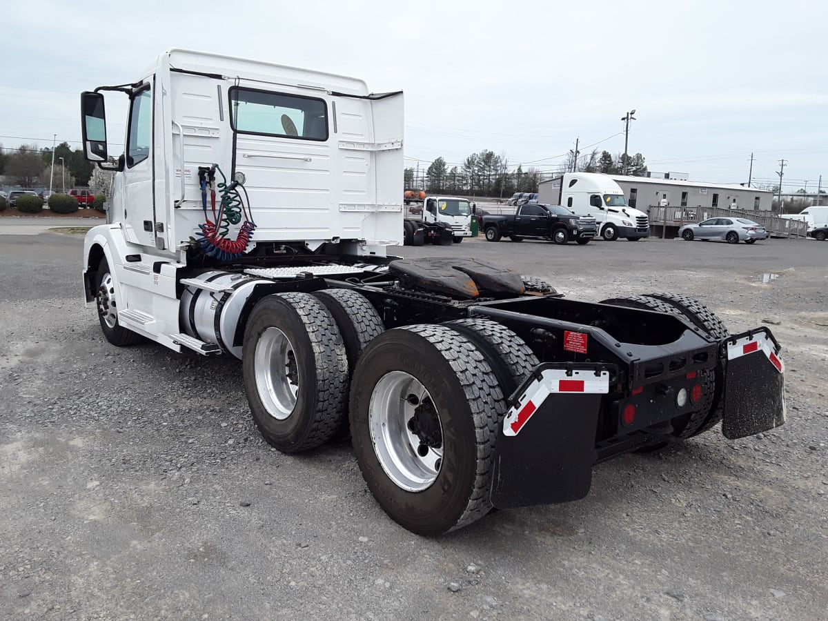 2017 Volvo VNL64TRACTOR 674819