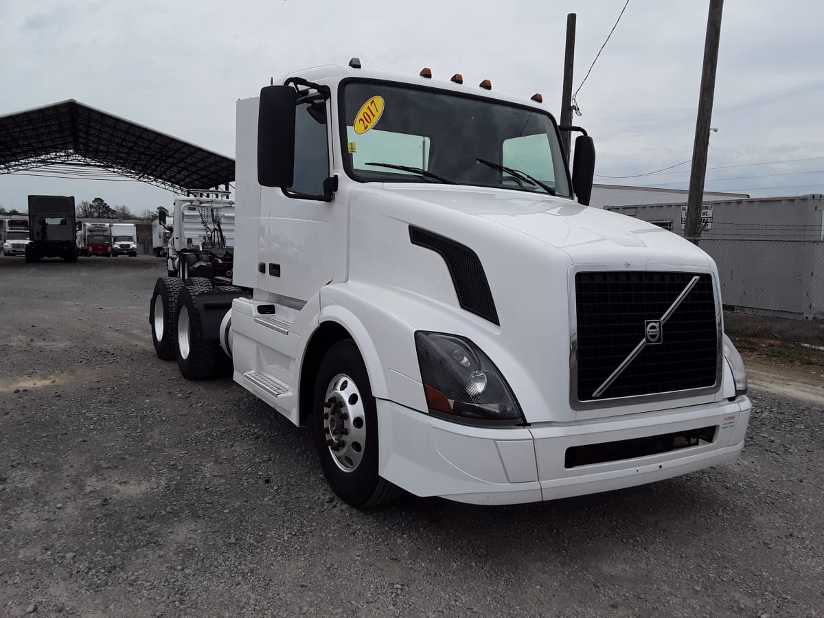 2017 Volvo VNL64TRACTOR 674819