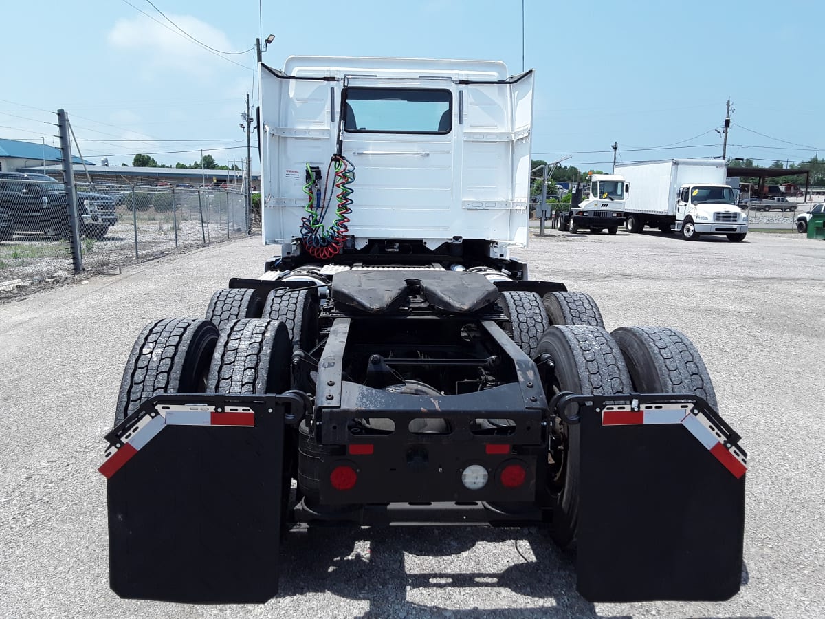 2017 Volvo VNL64TRACTOR 674820