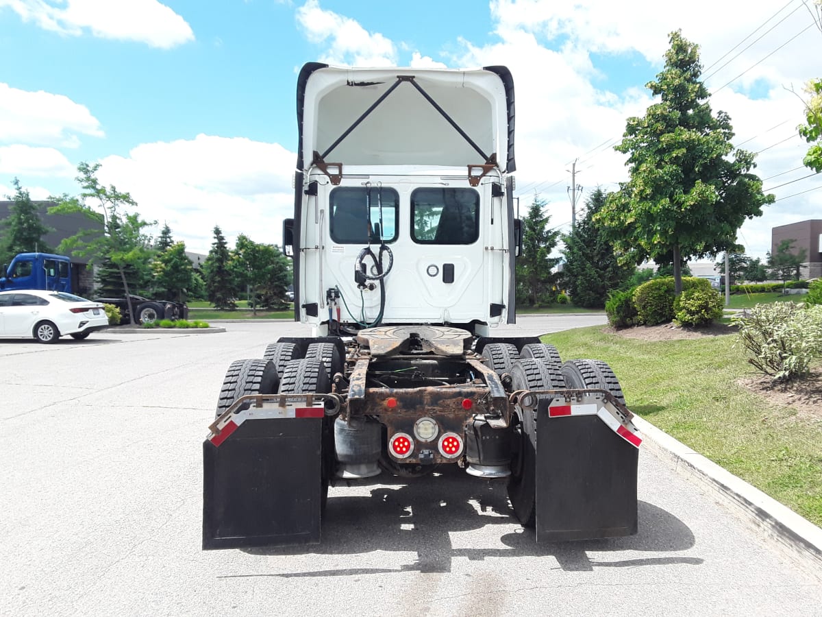 2017 Freightliner/Mercedes CASCADIA 125 674844