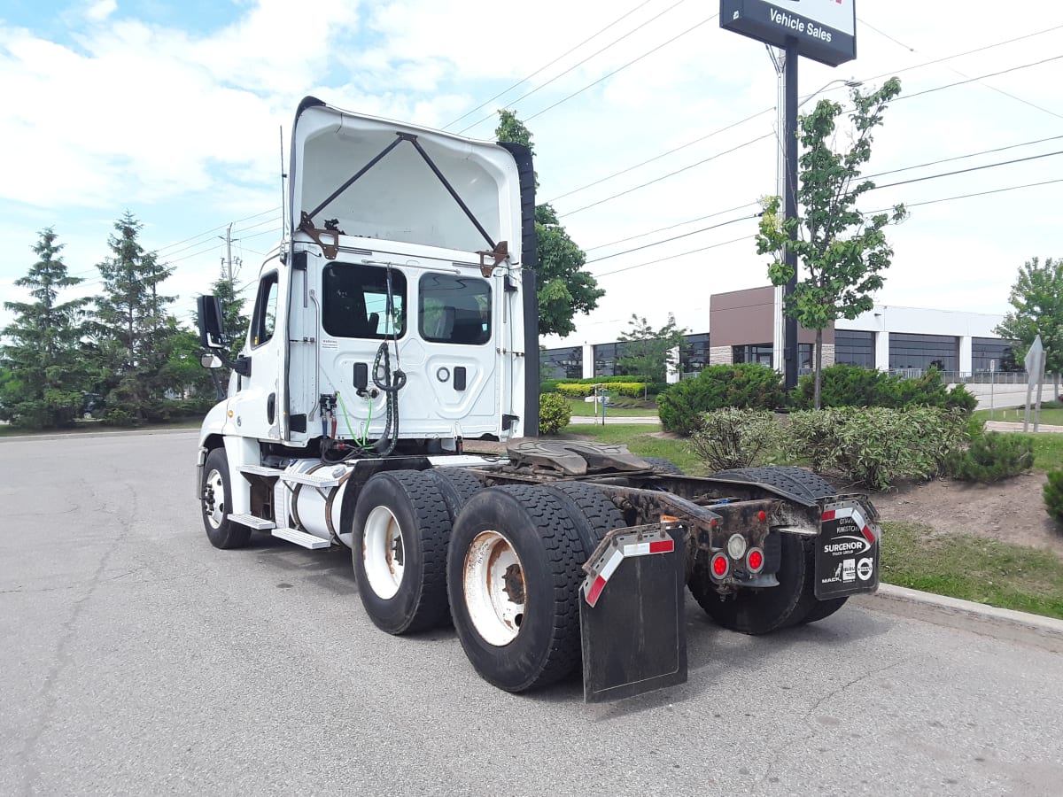 2017 Freightliner/Mercedes CASCADIA 125 674845