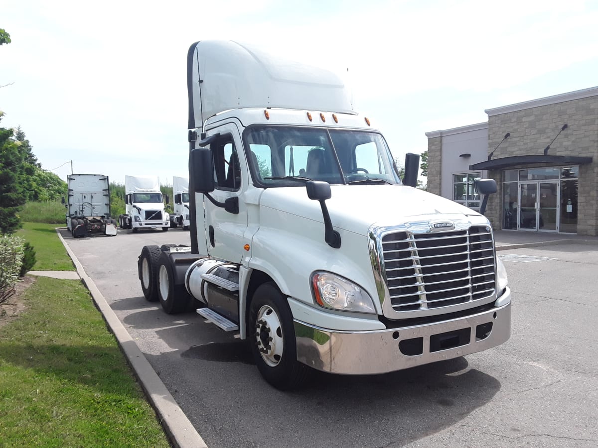 2017 Freightliner/Mercedes CASCADIA 125 674845