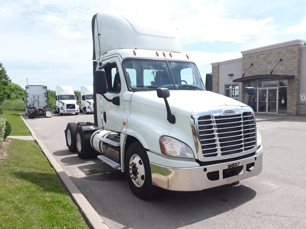 2017 Freightliner/Mercedes CASCADIA 125 674846