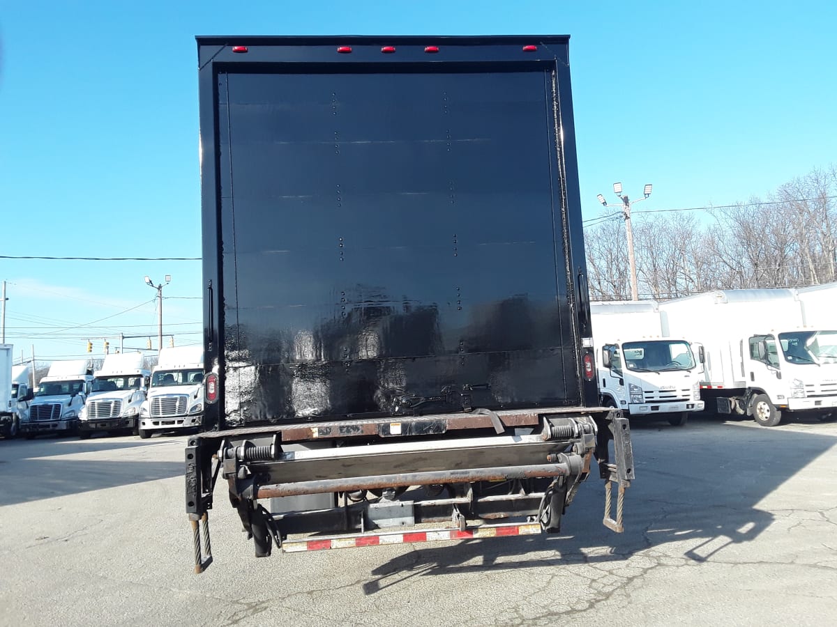 2017 Freightliner/Mercedes M2 106 674856