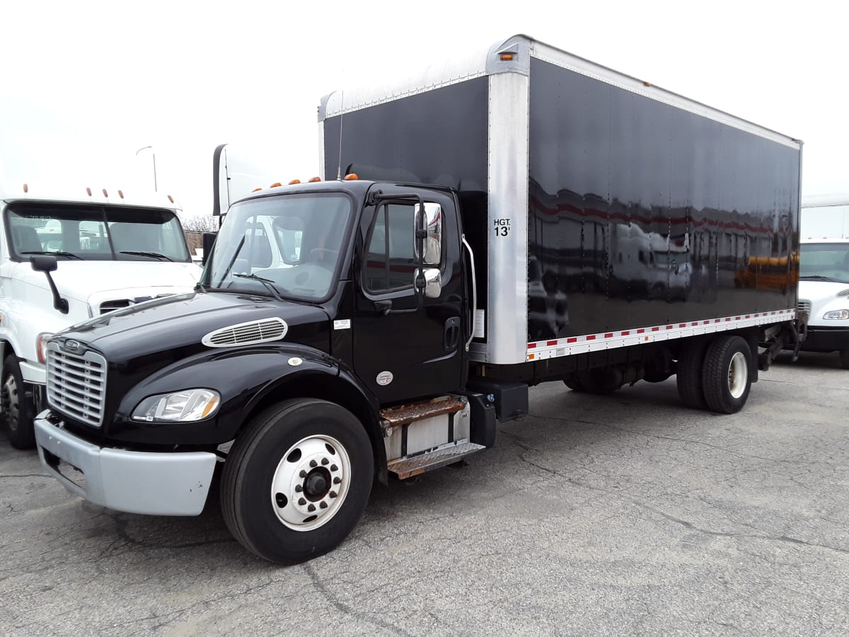 2017 Freightliner/Mercedes M2 106 674858