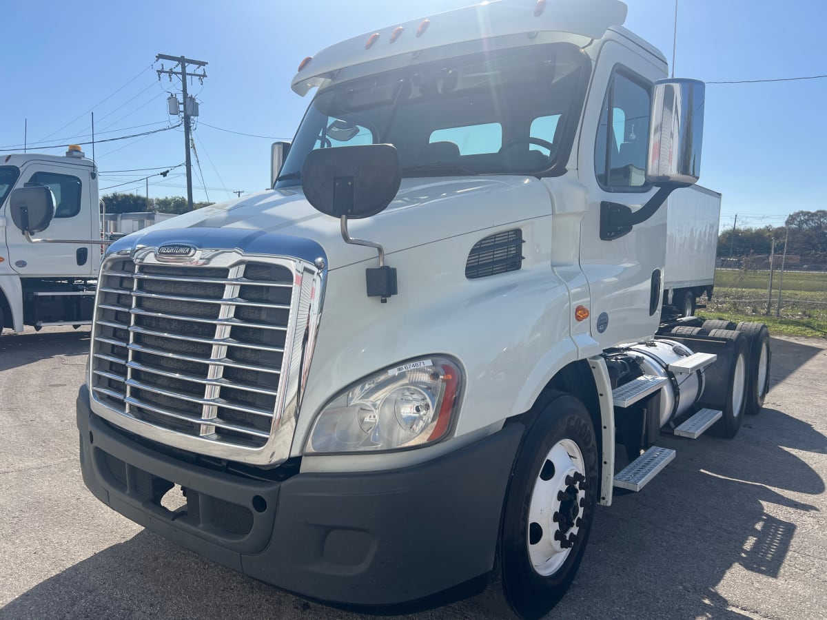 2017 Freightliner/Mercedes CASCADIA 113 674871