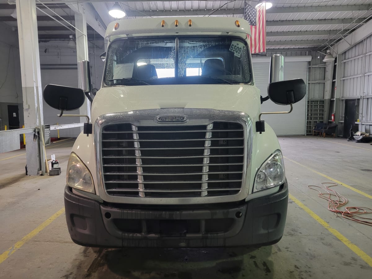 2017 Freightliner/Mercedes CASCADIA 113 674872