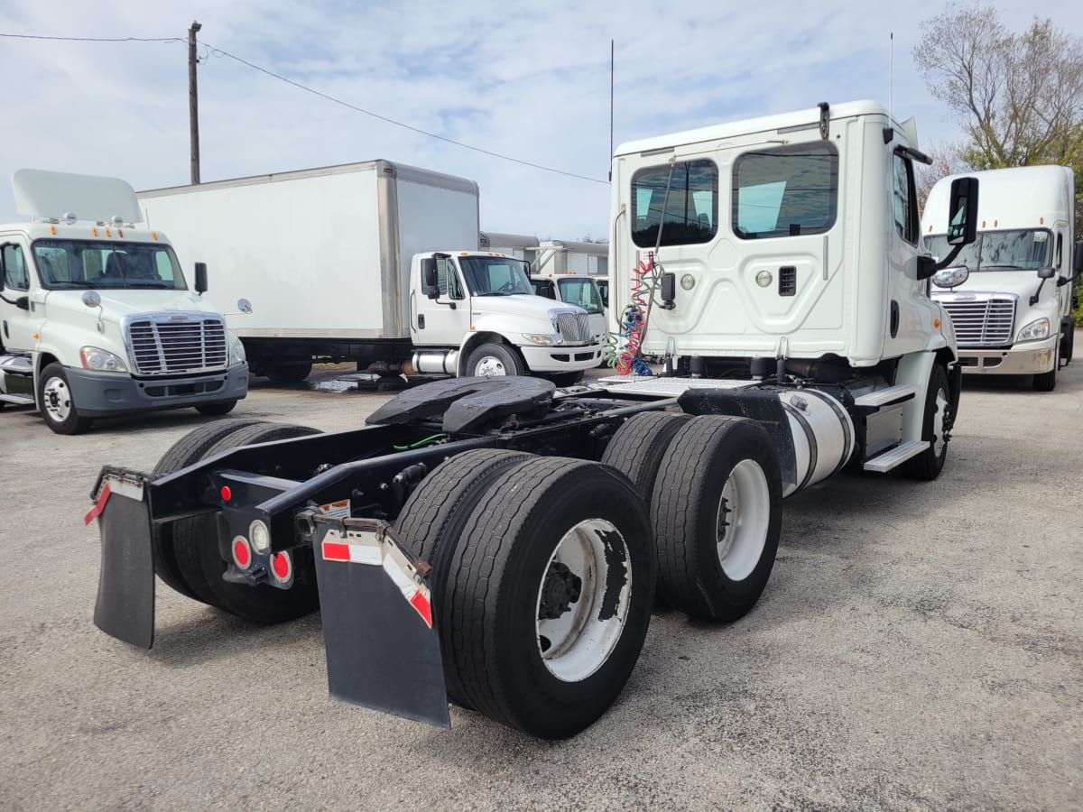 2017 Freightliner/Mercedes CASCADIA 113 674873