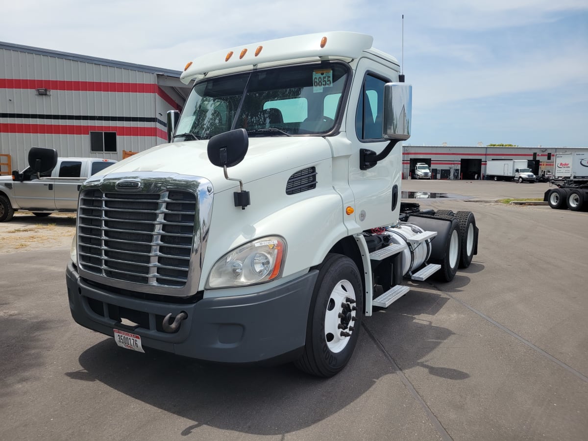 2017 Freightliner/Mercedes CASCADIA 113 674874