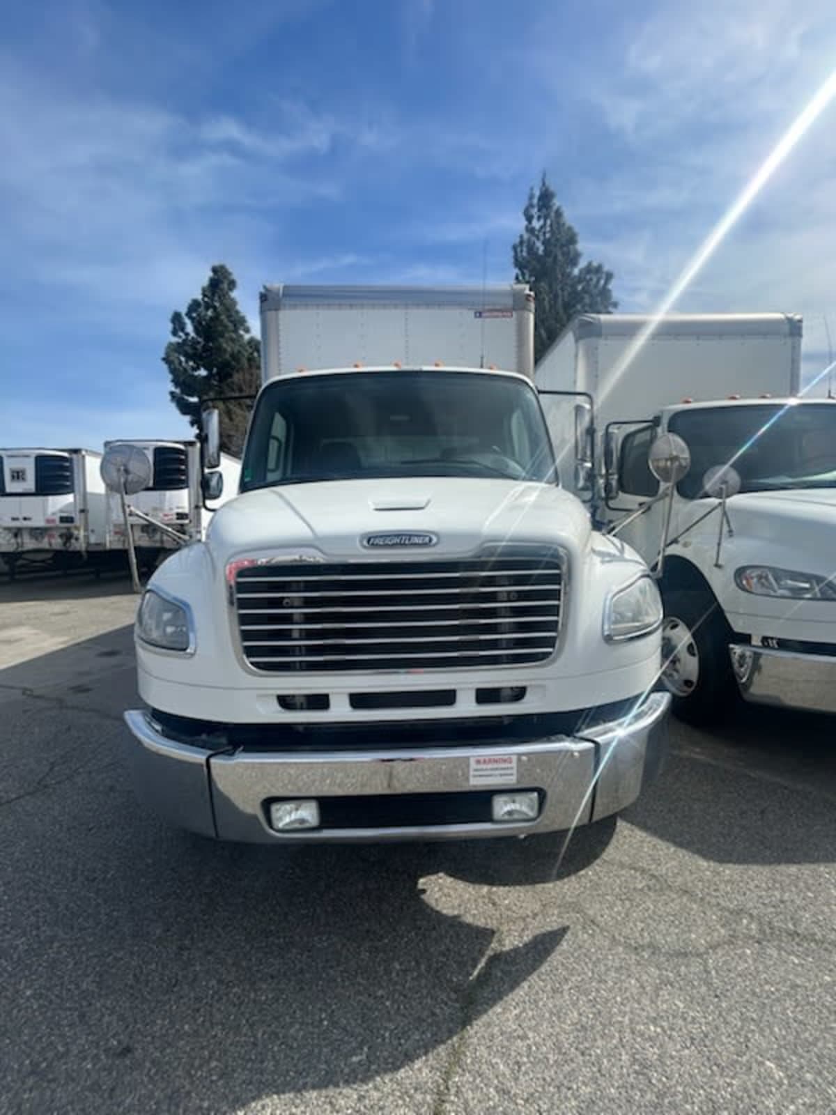 2017 Freightliner/Mercedes M2 106 674910