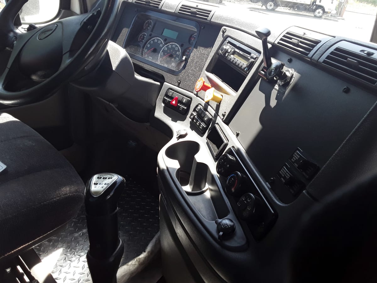 2017 Freightliner/Mercedes CASCADIA 125 674930