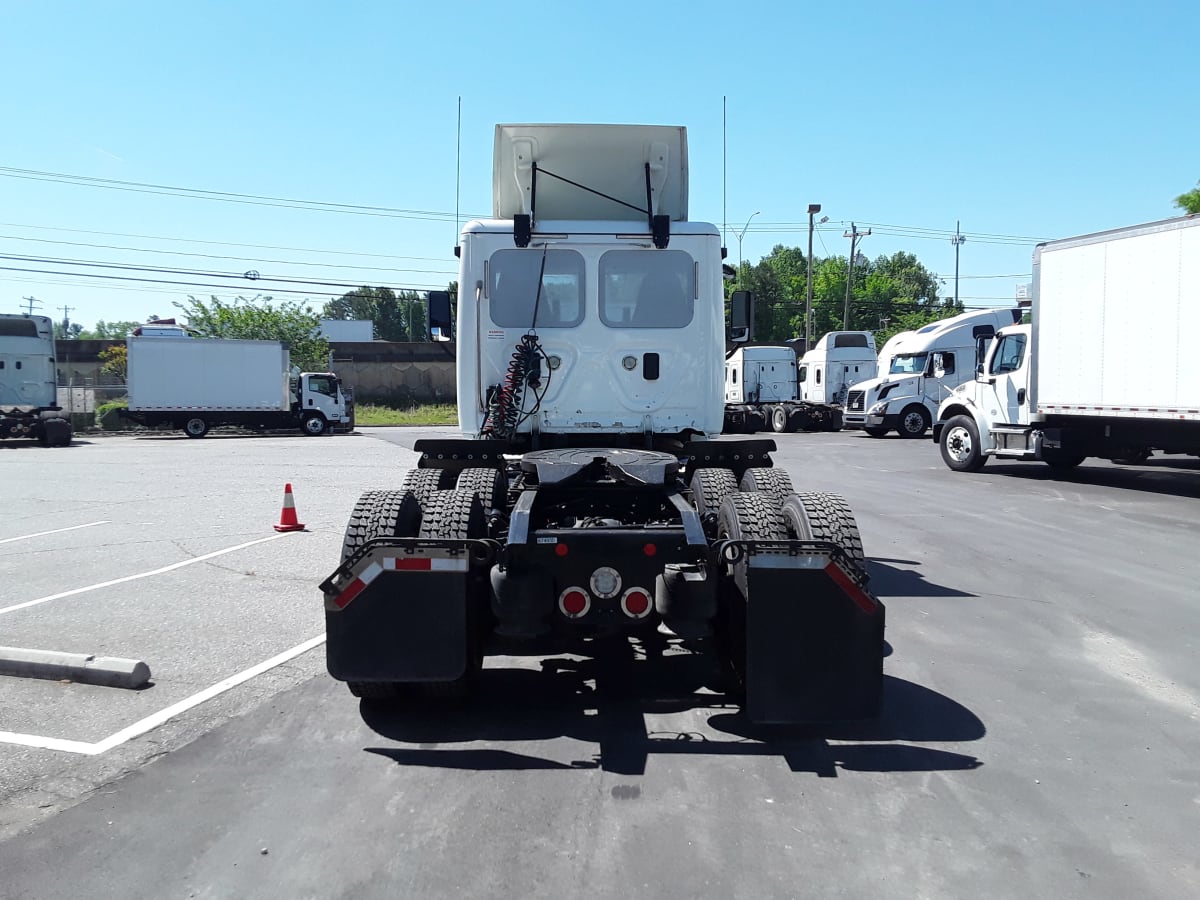 2017 Freightliner/Mercedes CASCADIA 125 674930