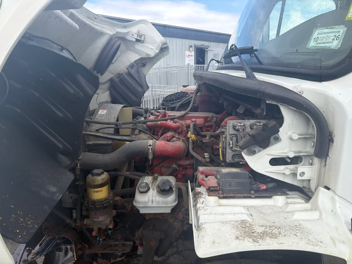 2017 Freightliner/Mercedes M2 106 675008