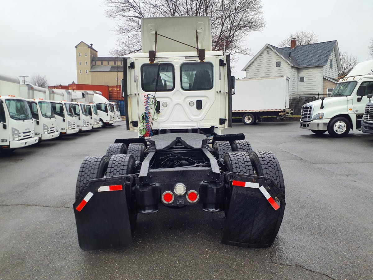 2017 Freightliner/Mercedes CASCADIA 125 675066