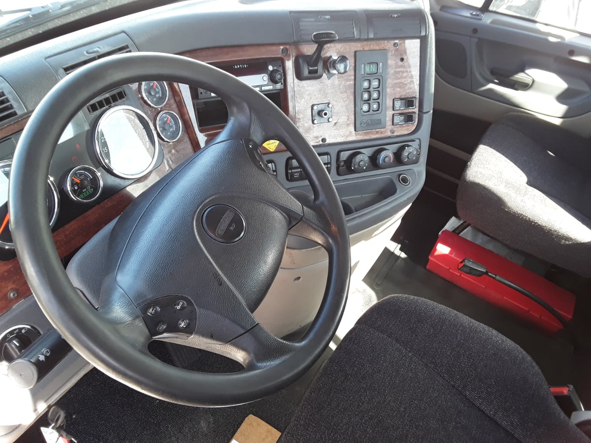 2017 Freightliner/Mercedes CASCADIA 113 675073