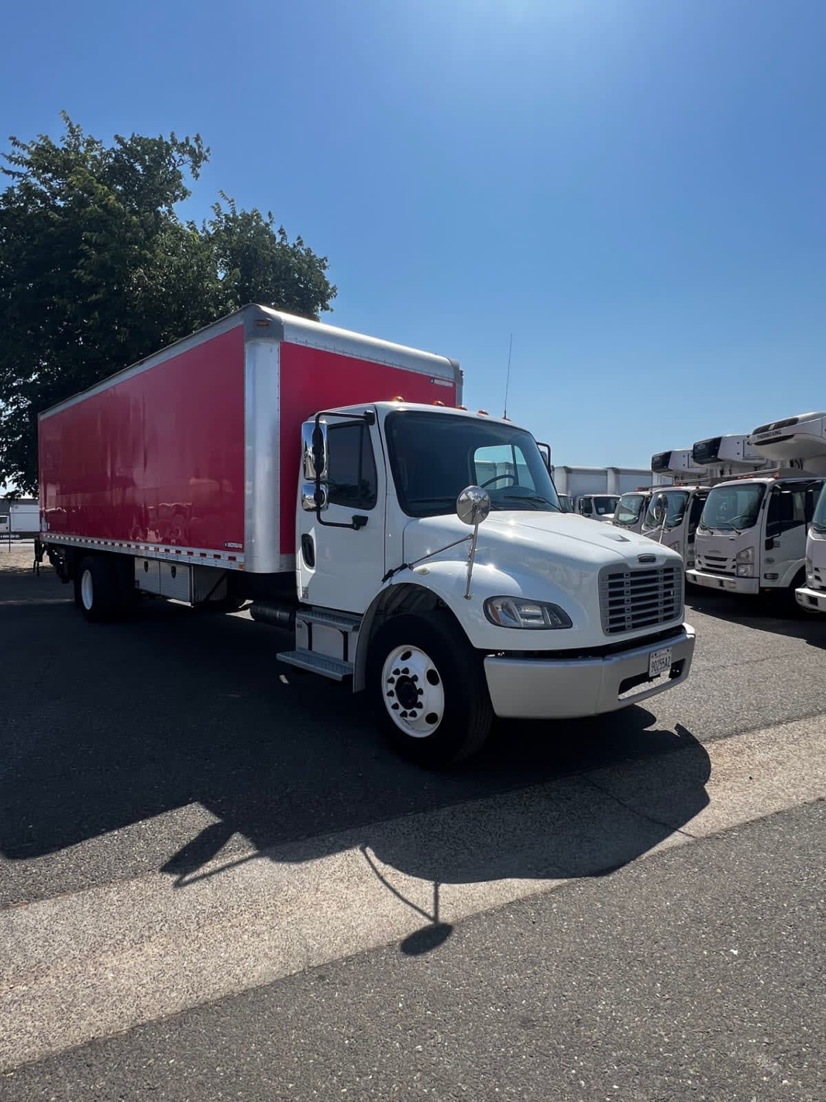 2017 Freightliner M2 106 675083
