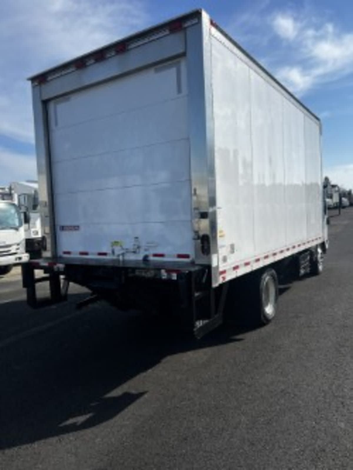 2017 Isuzu NPR 675158