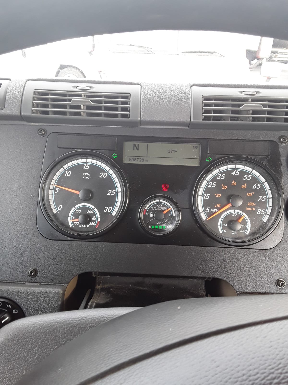 2017 Freightliner/Mercedes CASCADIA 113 675185