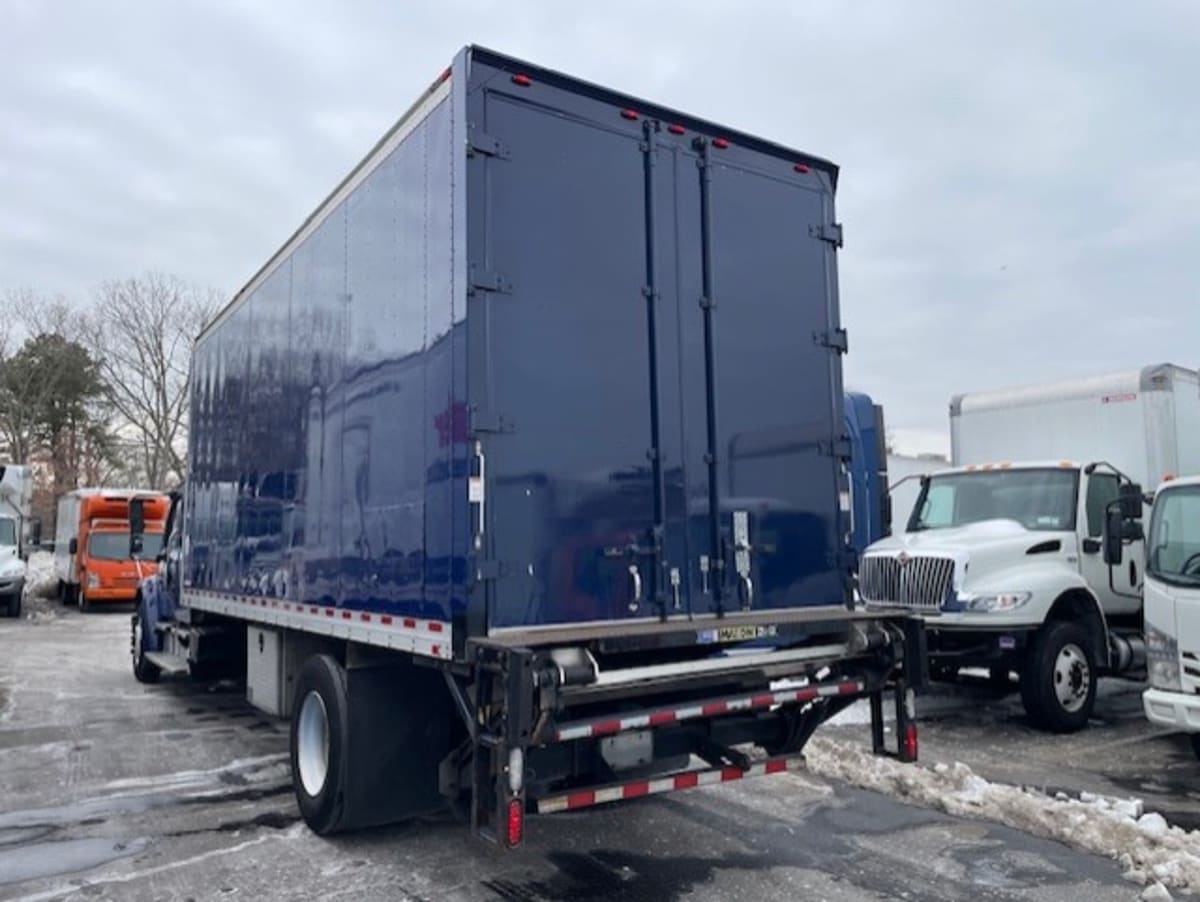 2017 Freightliner/Mercedes M2 106 675194