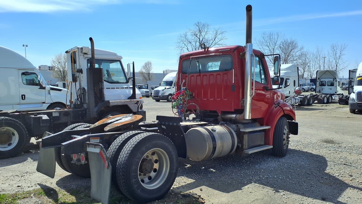 2017 Freightliner/Mercedes M2-112 675196