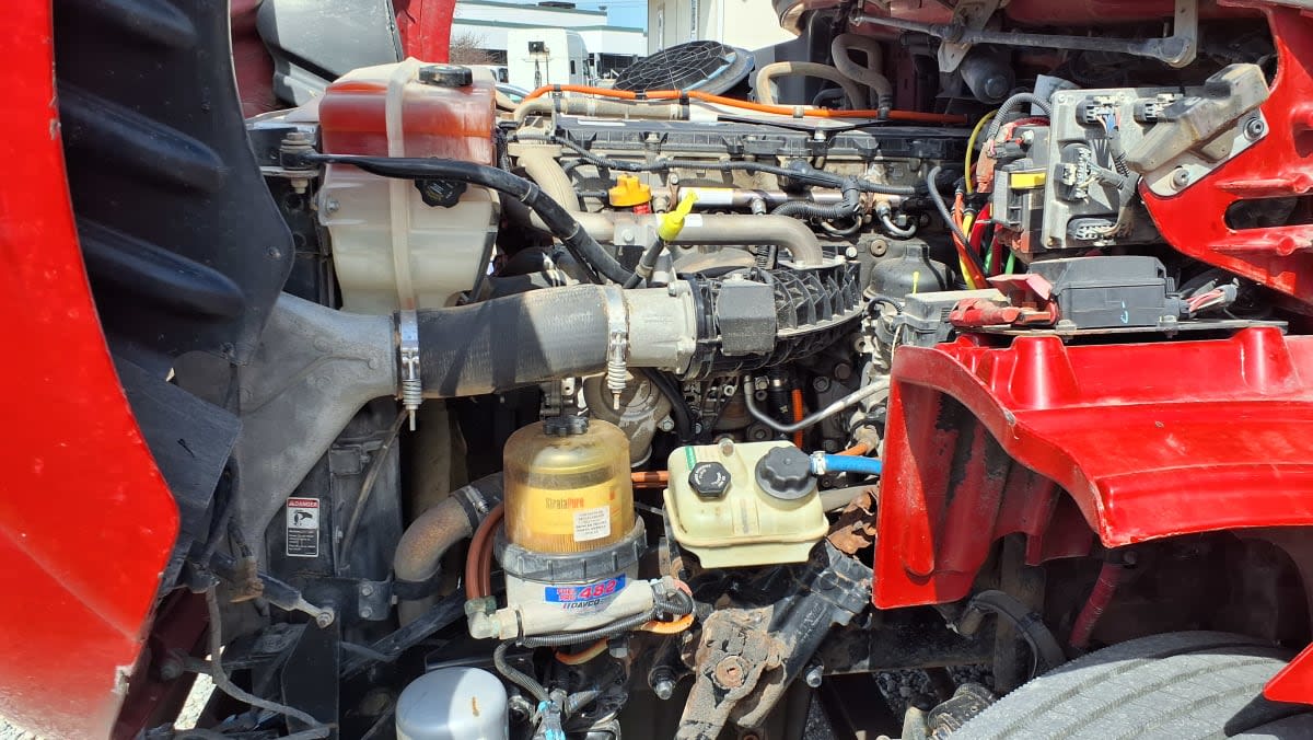 2017 Freightliner/Mercedes M2-112 675196