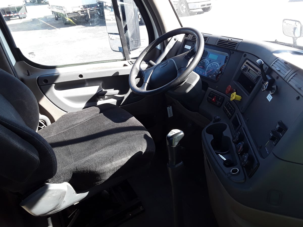 2017 Freightliner/Mercedes CASCADIA 125 675201