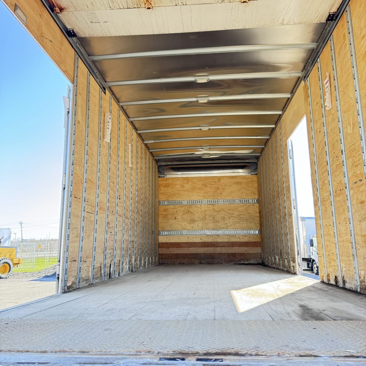 2017 Freightliner/Mercedes M2 106 675215